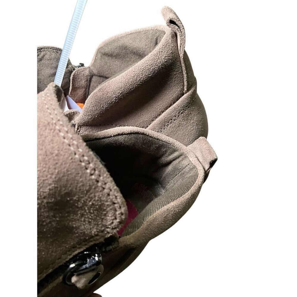 Munro | Neko Suede Bootie View 5